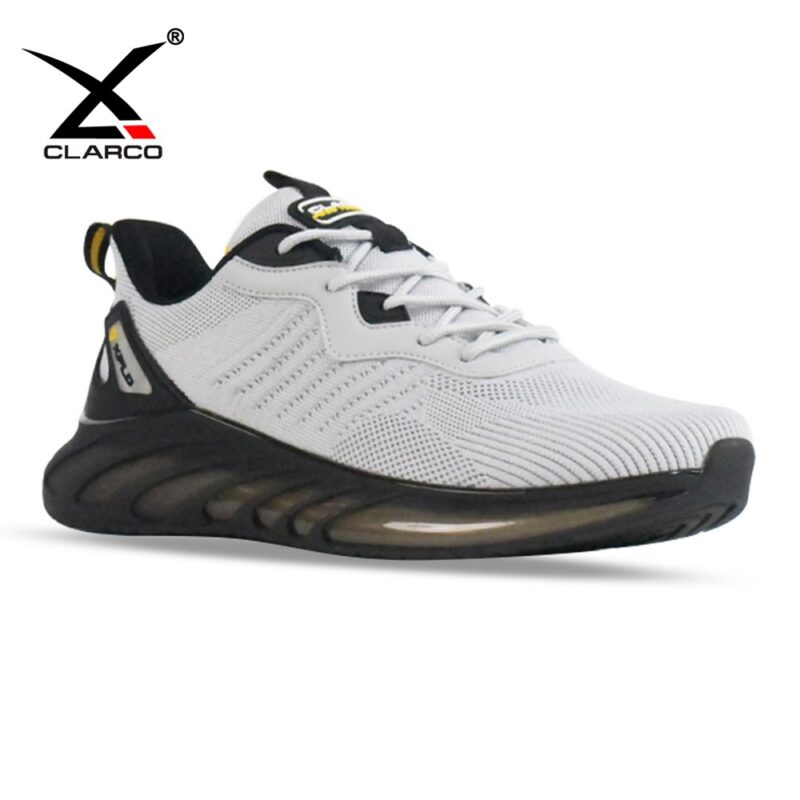 China Leather Football Boots Manufacturer